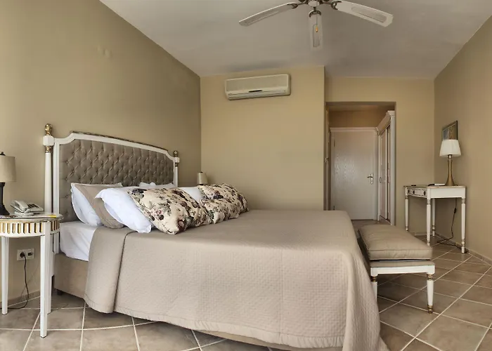 Hotel Carina