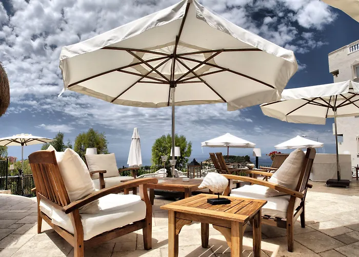 Hotel Carina 3*