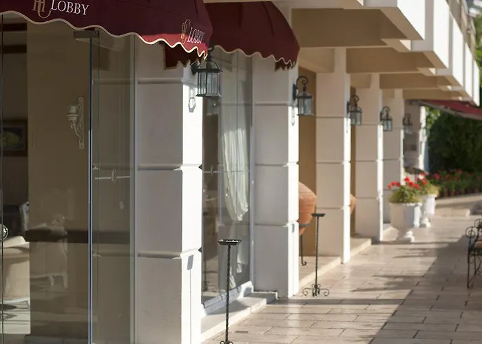 Carina 3* Kuşadası