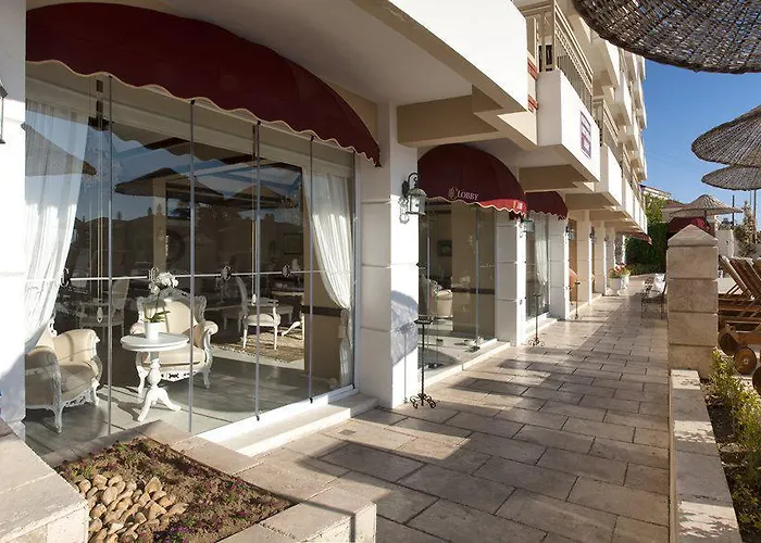 Hotel Carina