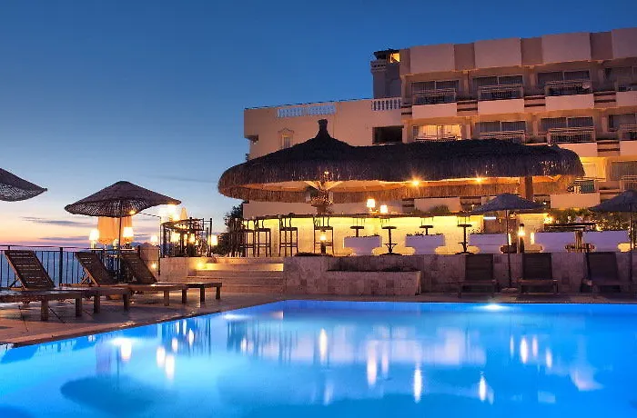 Hotel Carina 3*