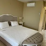 호텔 Carina 쿠사다시