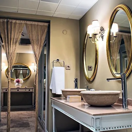 Carina クシャダス