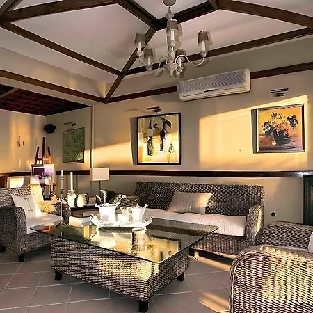 Hotel Carina
