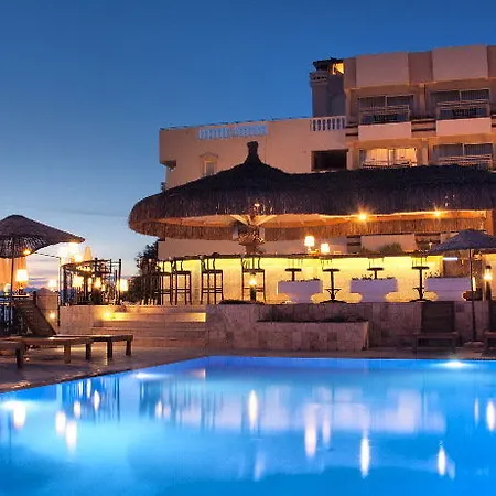 Hotel Carina 3*