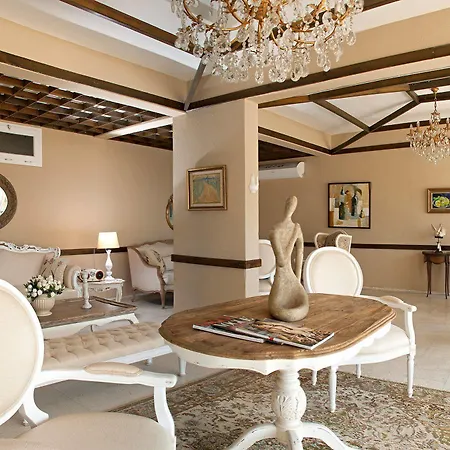 Carina Hotel Kusadasi