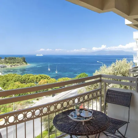 Carina Hotel