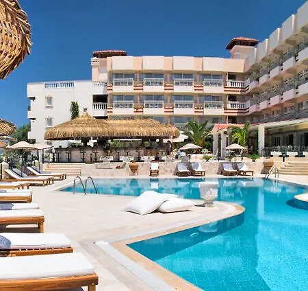 Hotel Carina 3*